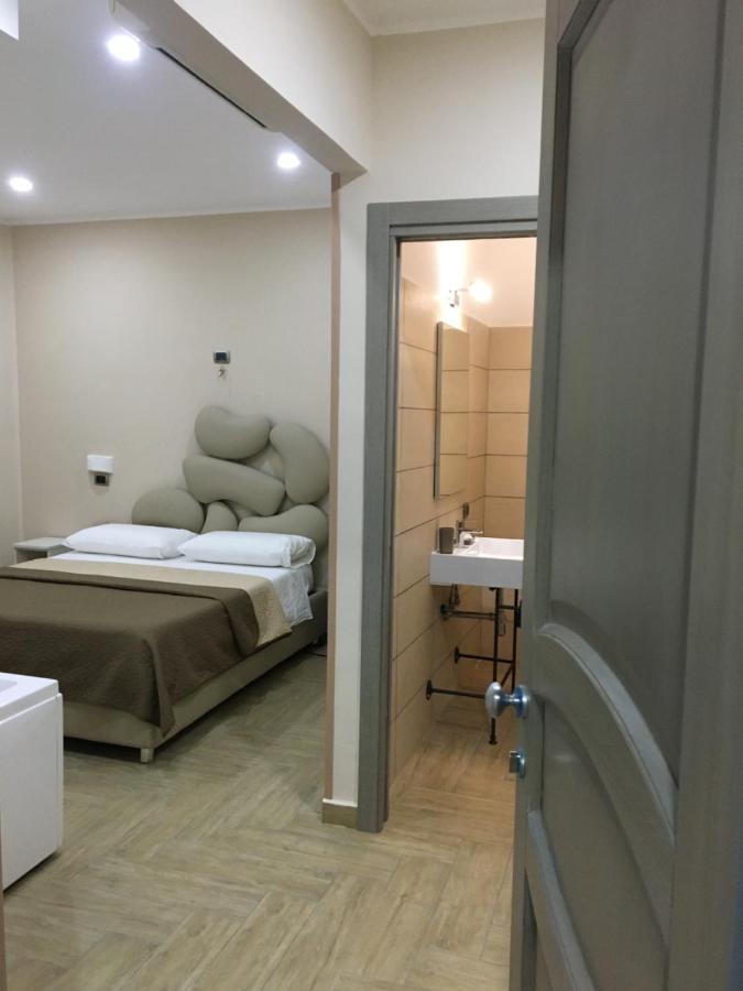 Deluxe Suite with Spa Bath
