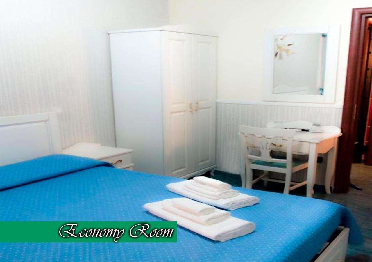 Deluxe Family Room,1602339606:JPEG