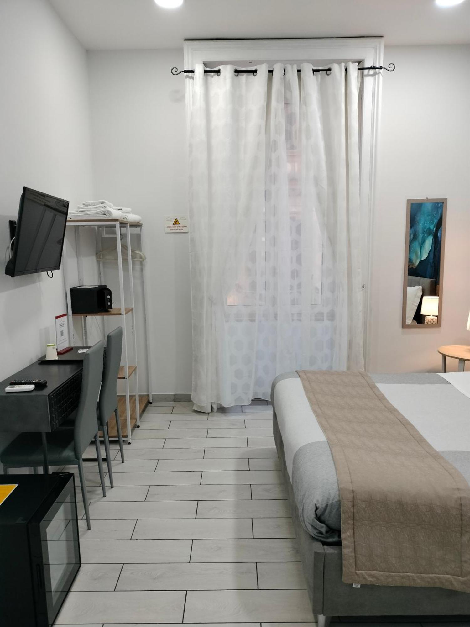 Double Room Private Bathroom