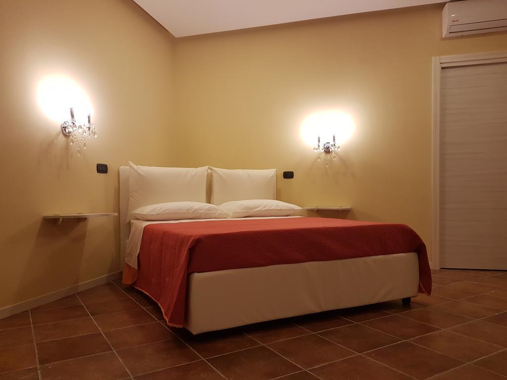 Deluxe Suite with Spa Bath