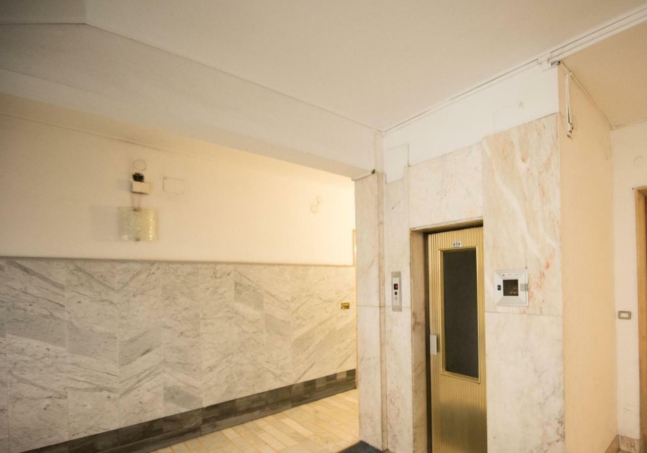 Quarto Quádruplo com Banheiro Privativo Externo