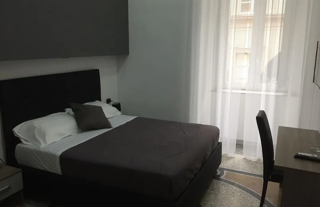 Mb95 - Mezzocannone Luxurious Bed&Breakfast-1