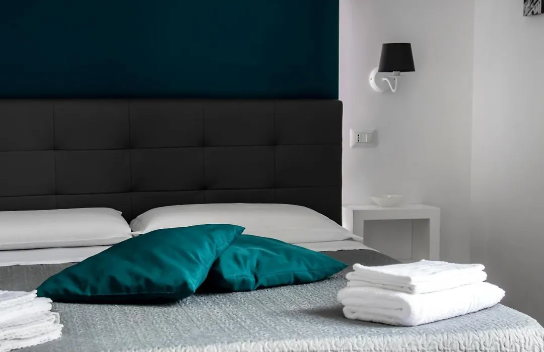 Aurora Luxury Rooms-1