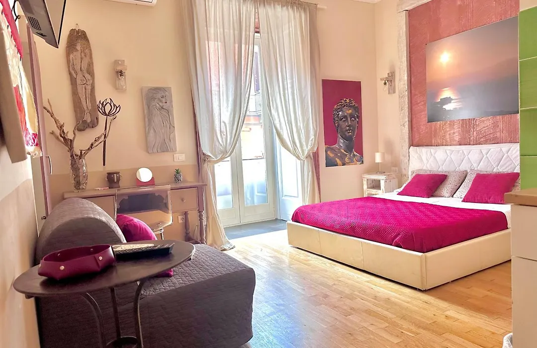 Corso 211 Beds & Suites-1