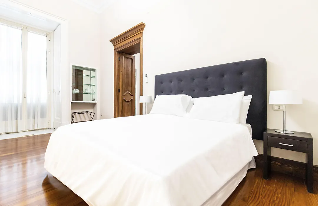 Gramsci Suites-1