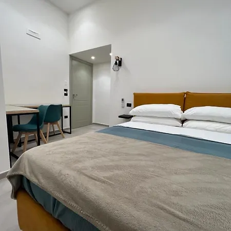 La Stella Di Napoli B&B-2