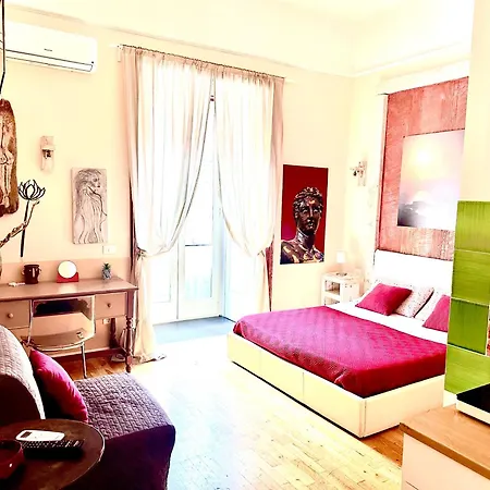 Corso 211 Beds & Suites-3
