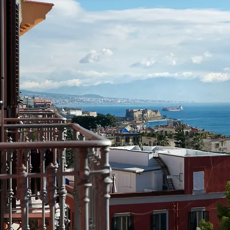 Napolicentro Mare - Sea View Rooms & Suites-2