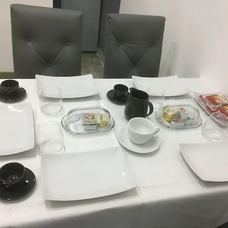 Mb95 - Mezzocannone Luxurious Bed&Breakfast-2