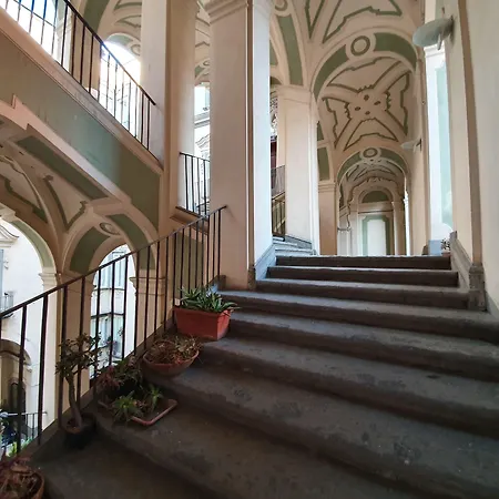 The Spanish Palace, Suites, Rooms, Apartments & Terraces-2